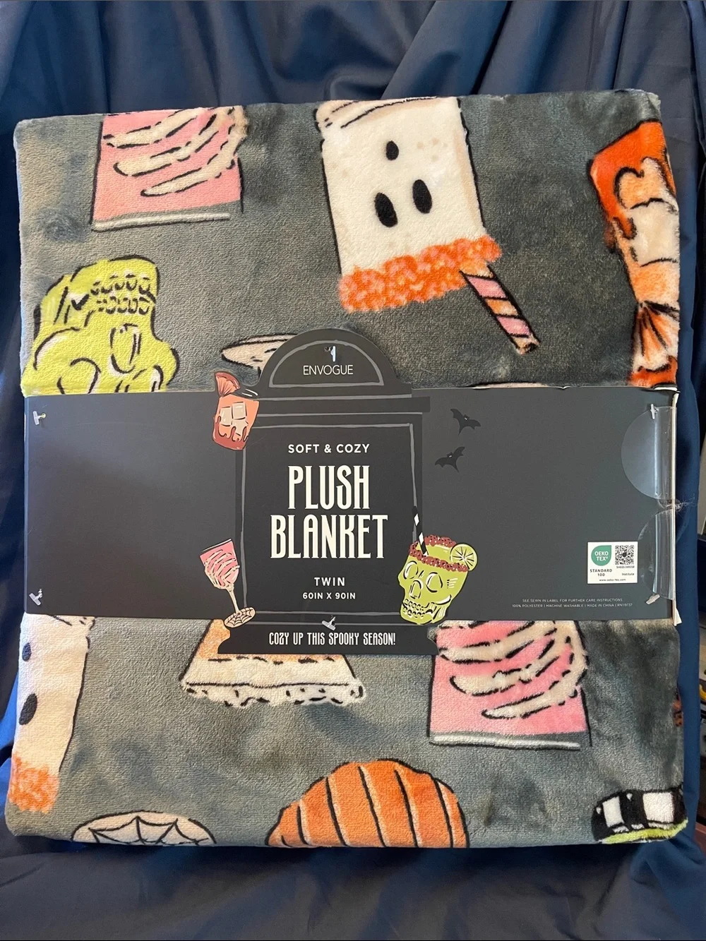 Envogue Halloween Plush Blanket in Gray, Orange & Neon Green